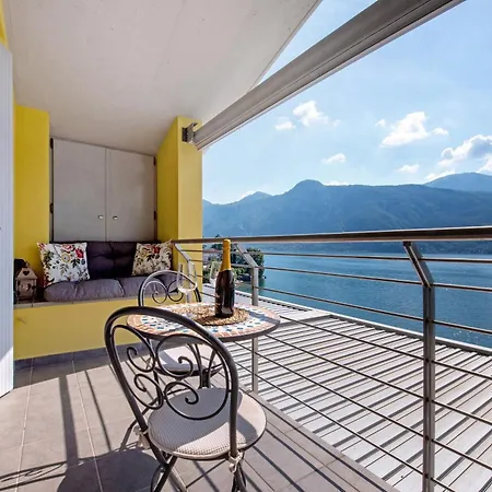 Scrigno Sul Lago Holiday home Mandello del Lario
