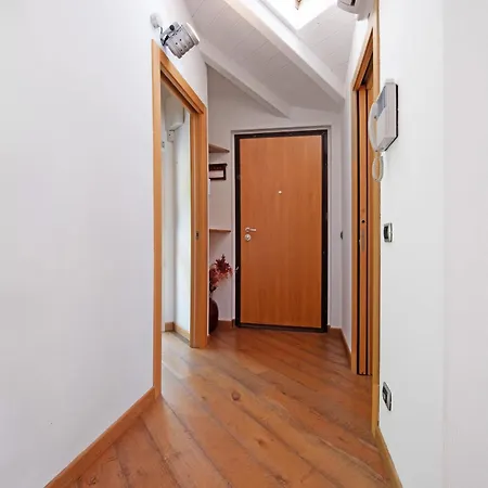 Scrigno Sul Lago Holiday home *